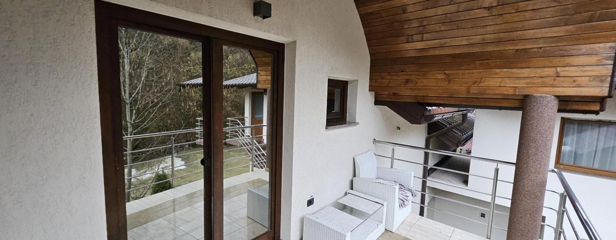 מלון מויסי Casa Perla Nordului מראה חיצוני תמונה