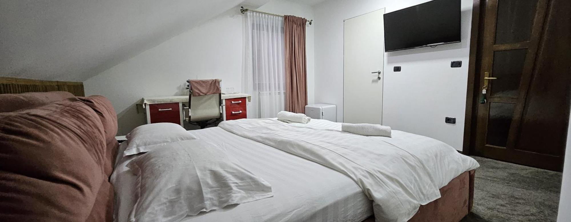 מלון מויסי Casa Perla Nordului מראה חיצוני תמונה